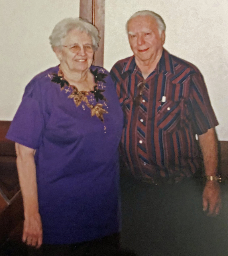 Cliff and June Hanlen 800x900